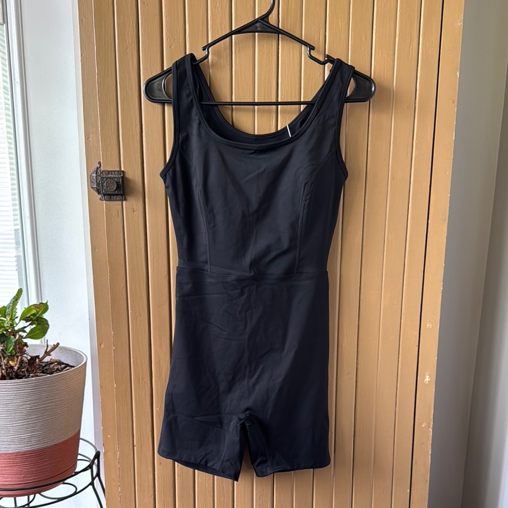 Cosmelle bodysuit tank top style